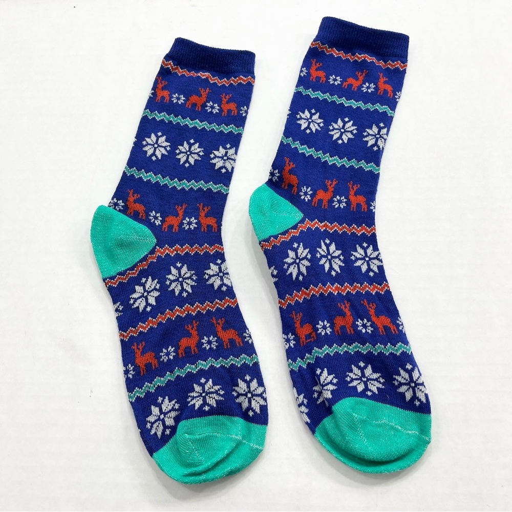 ✨ Fair Isle Cozy Socks | Festive Soft Everyday Pair 🧦❄️ - Picture 3 of 3